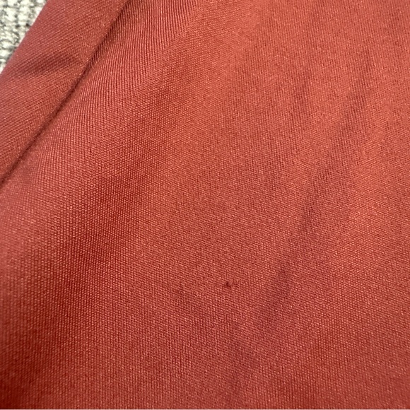 HALARA Brown Backless Dress with Cut-Out Design - Picture 5 of 9